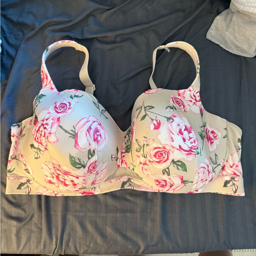 Comfort Bliss Cacique Bra - Picture 2 of 13